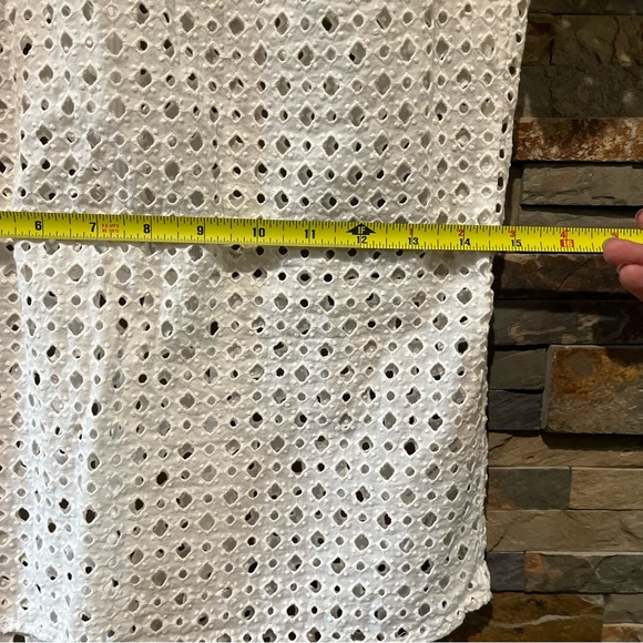 MICHAEL Michael Kors White 100% Cotton Eyelet Short Sleeve Top - Picture 6 of 11